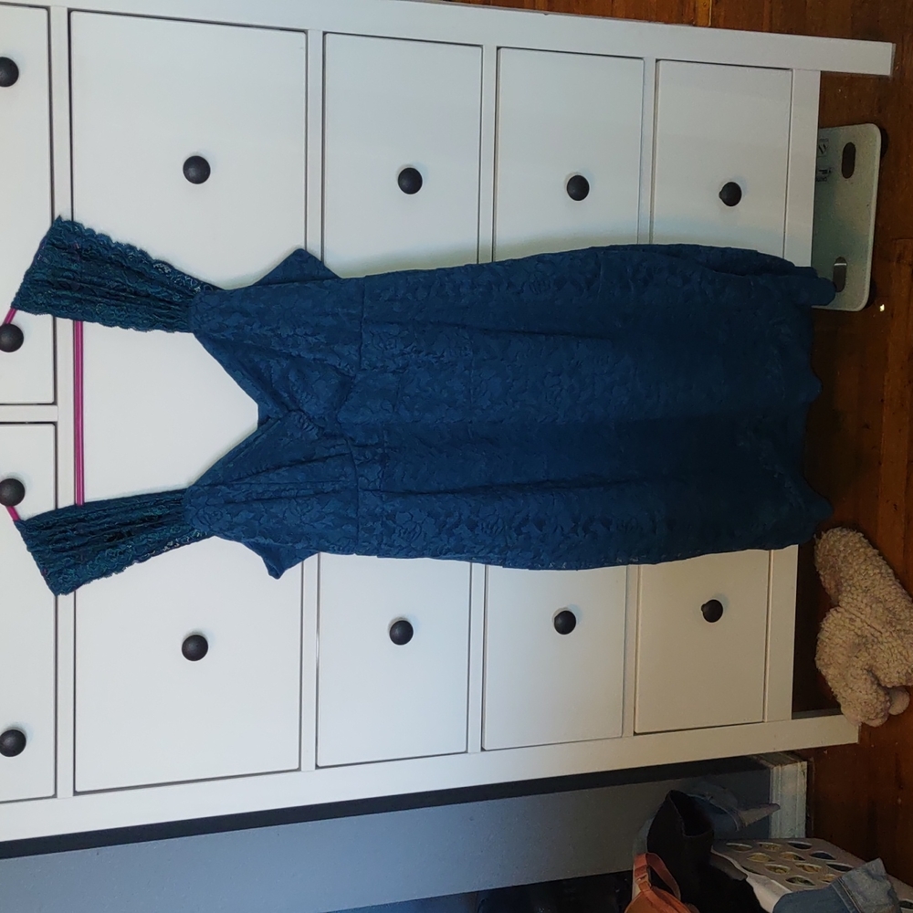 Torrid lace wiggle dress. EUC.
